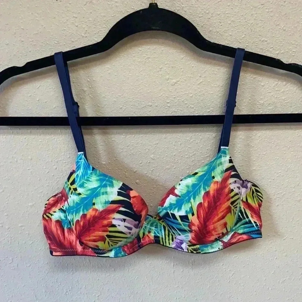 PINK Victoria’s Secret Women’s Lightly Lined Bra